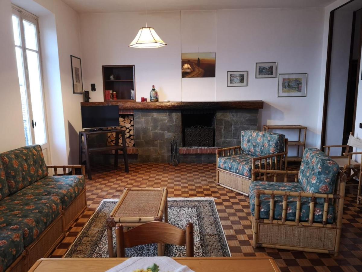 Appartamento Le Due Rocche Arona Exterior photo